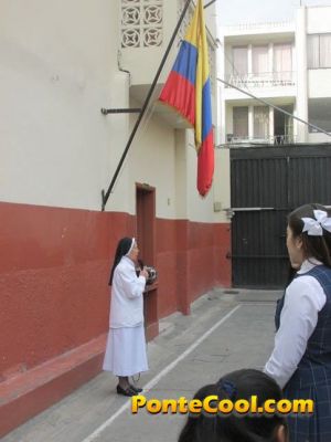 Celebración del Día de la Bandera en la U. E. Carmen Barona