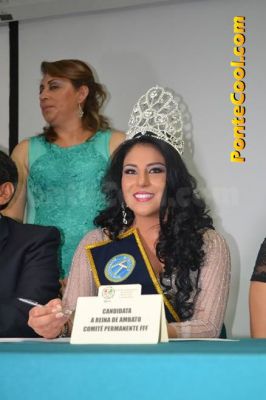 Inscripción de Samanda Nuñez candidata a Reina de Ambato 2016
